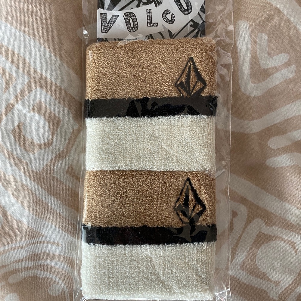 Vintage volcom sweatbands from trade show early 2k